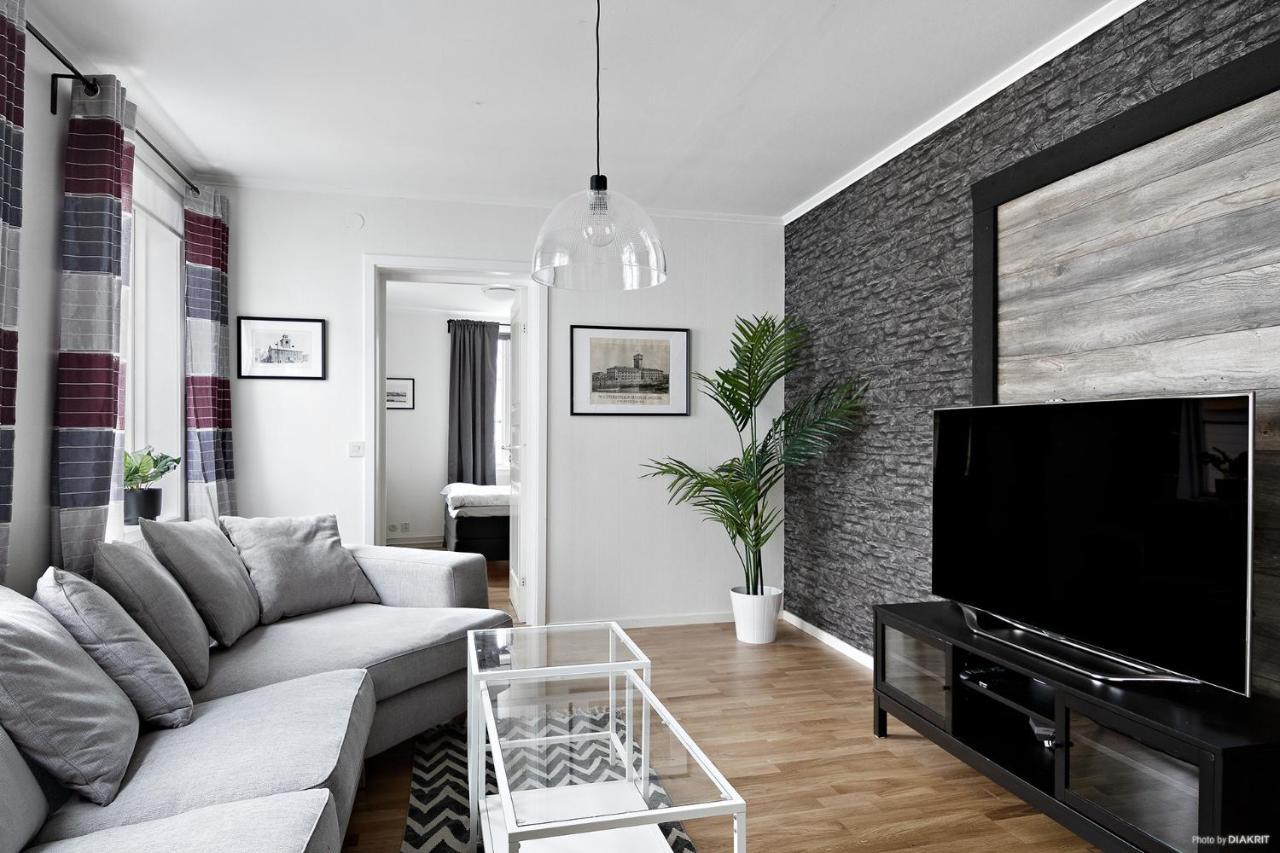 Hernoerum Storgatan - Centrala Laegenheter Harnosand Exterior foto
